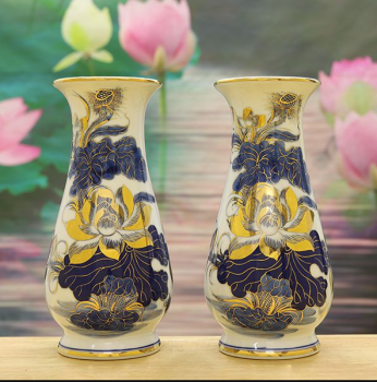 Lọ hoa Bát Tràng